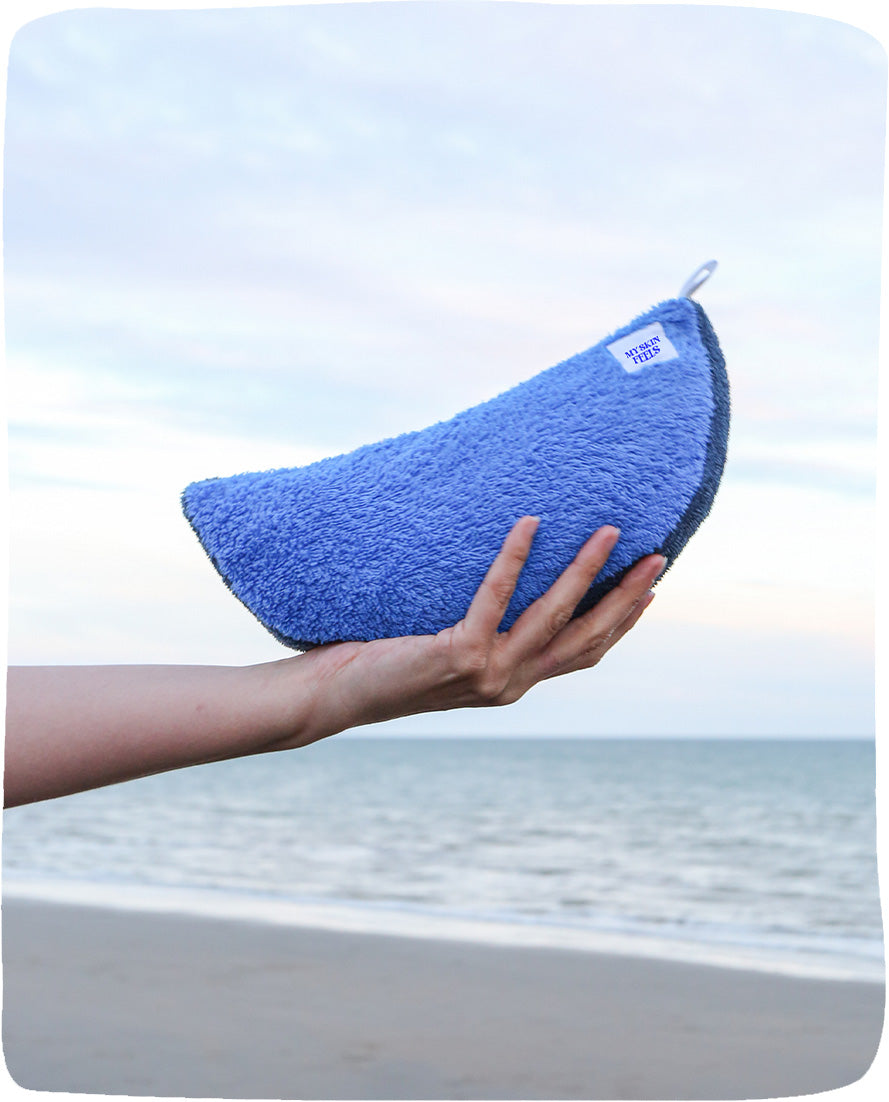 Vibey Wash Bag made from recycled beach towels
