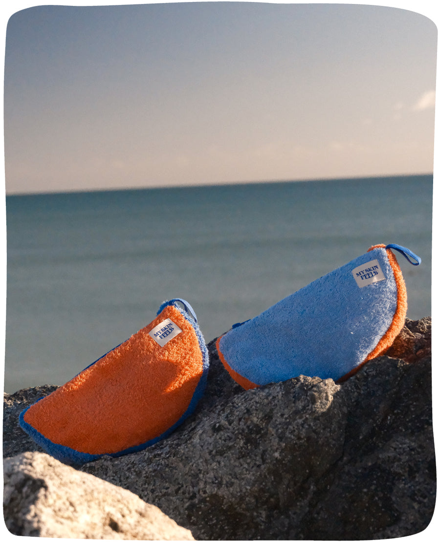 My Skin Feels Vibey Wash Bag in orange and blue